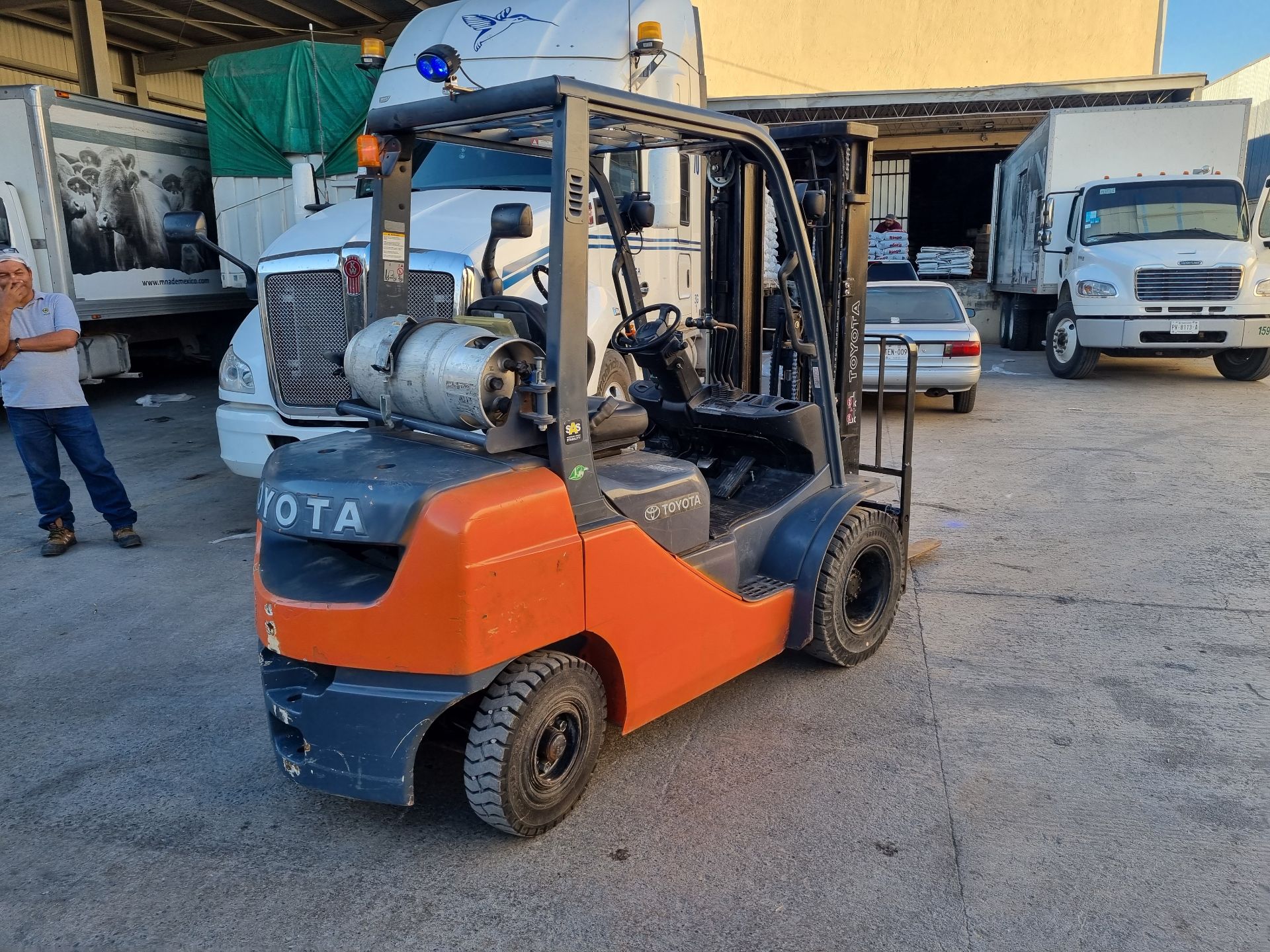 ECO 32 TOYOTA 8FGU25 - Imagen 3