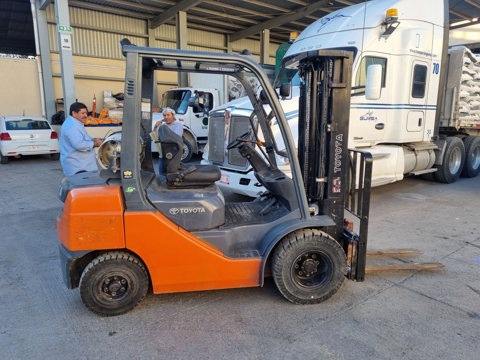 ECO 32 TOYOTA 8FGU25 - Imagen 4